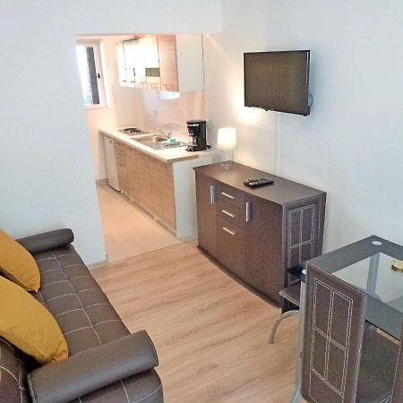 Apartment Ruza Njivice Eksteriør bilde