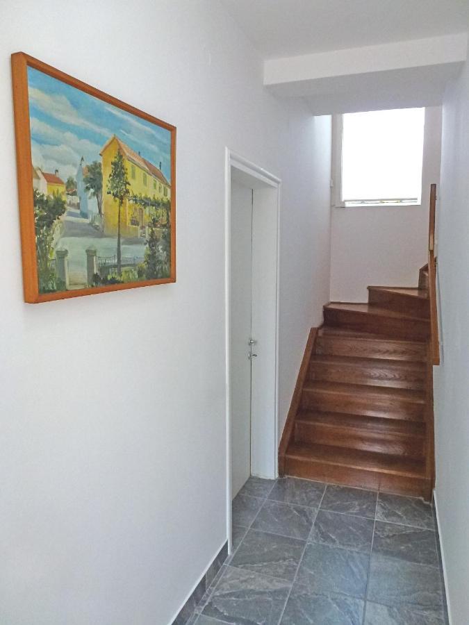 Apartment Ruza Njivice Eksteriør bilde